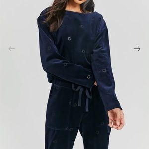 Something Navy Sun Velour Cropped Sweatshirt